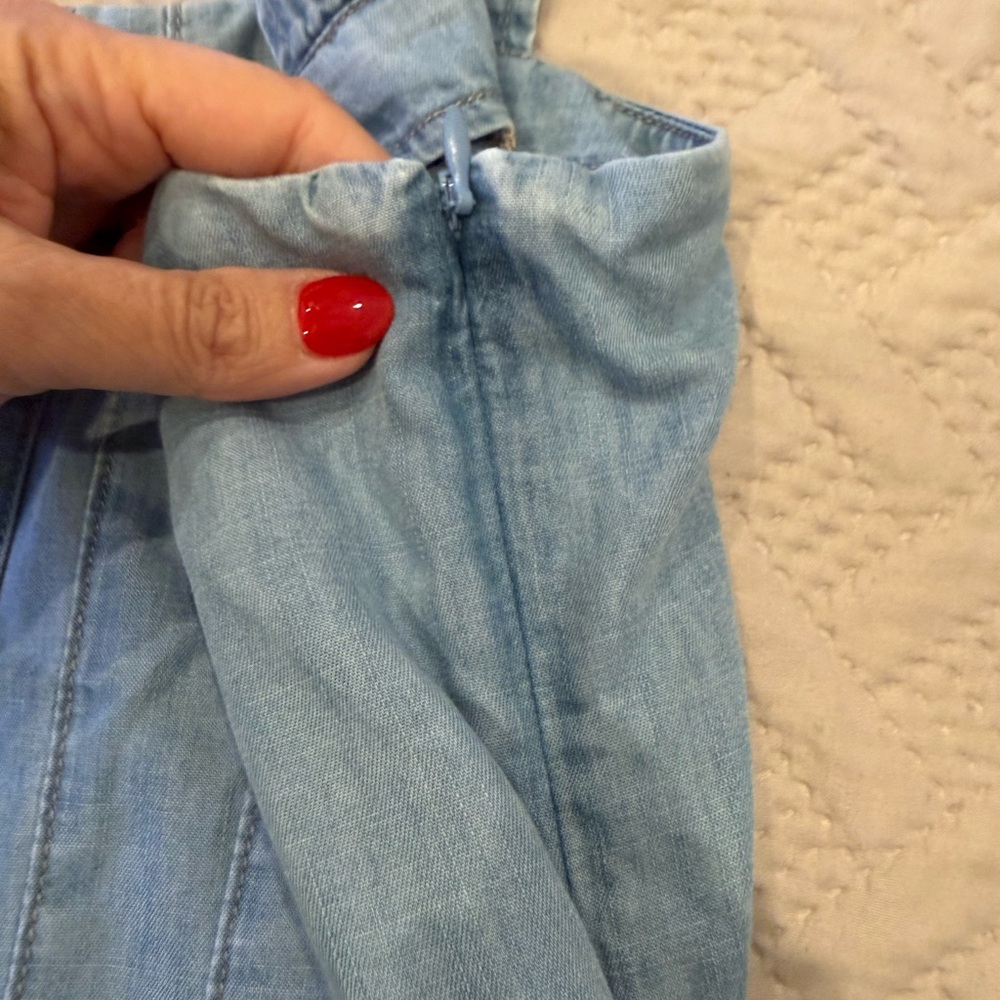 Veronica Beard Light Blue Denim Button Detail Tank Sz 10 - Picture 4 of 12